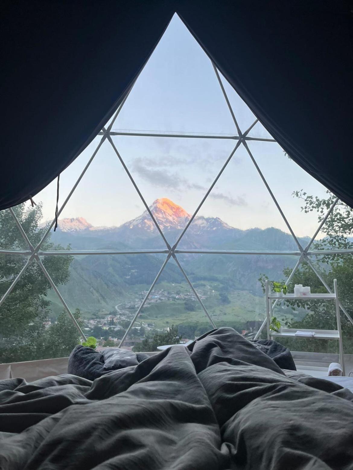 Elia Glamping Hotell Kazbegi Exteriör bild